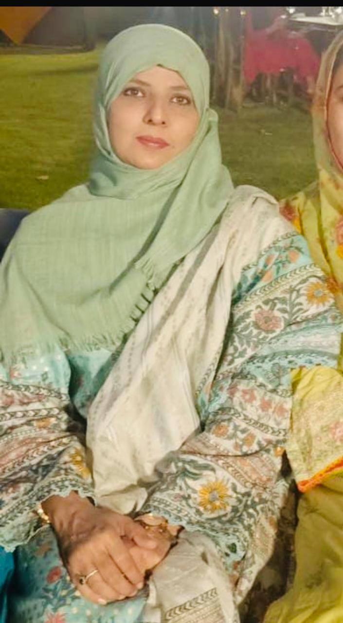 Memoona Tehseem